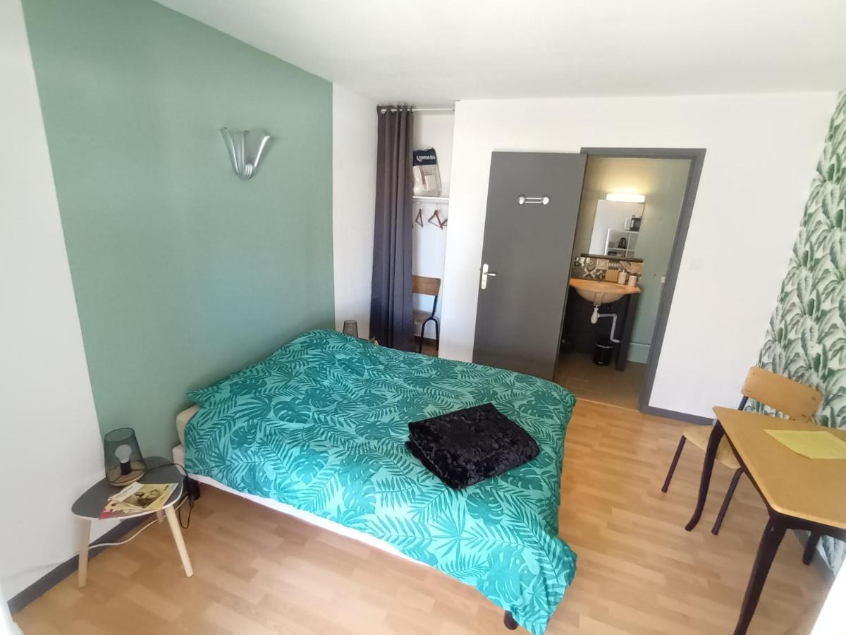 Le Miraillet, Chambre Hote Saint-Illide 外观 照片